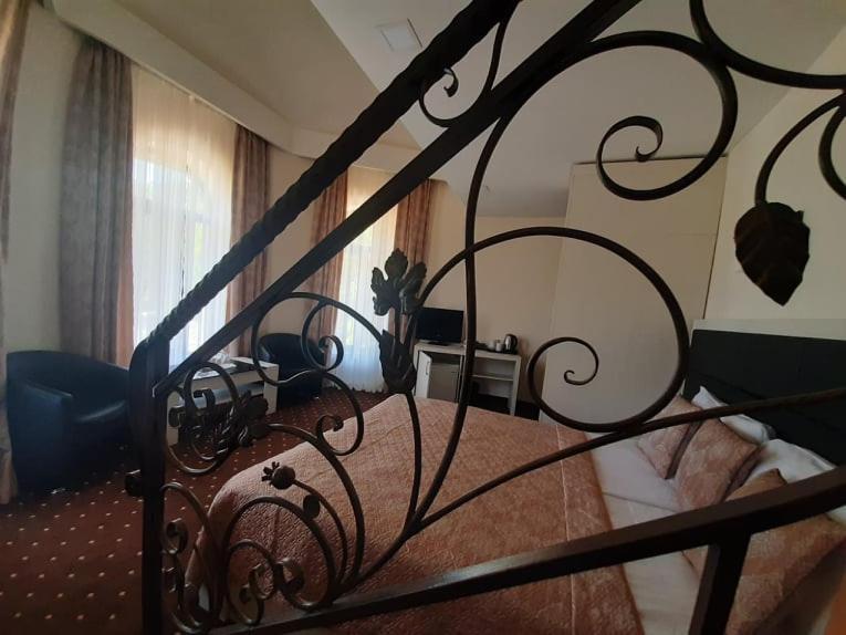 Jermuk Verona Resort ภายนอก รูปภาพ