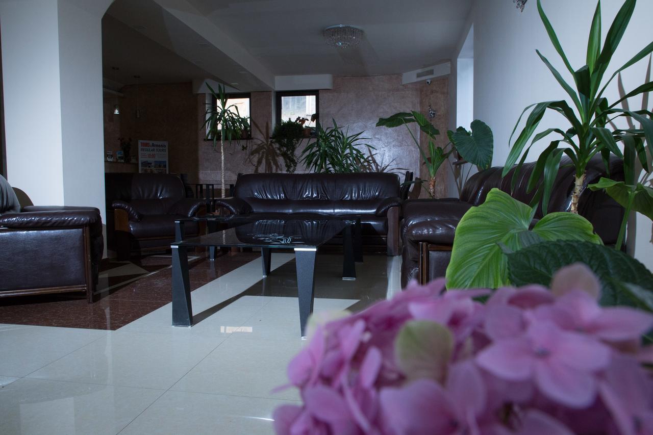 Jermuk Verona Resort ภายนอก รูปภาพ