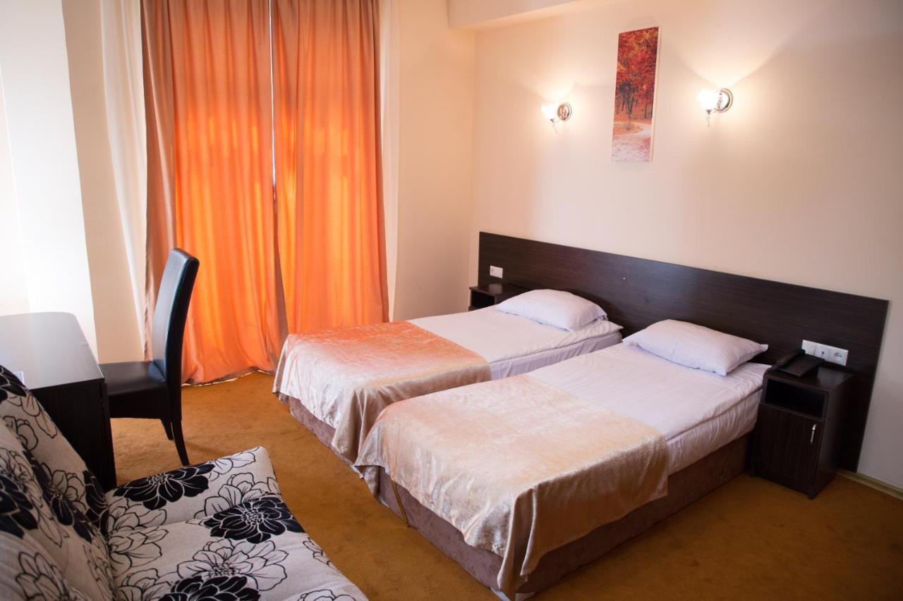 Jermuk Verona Resort ภายนอก รูปภาพ