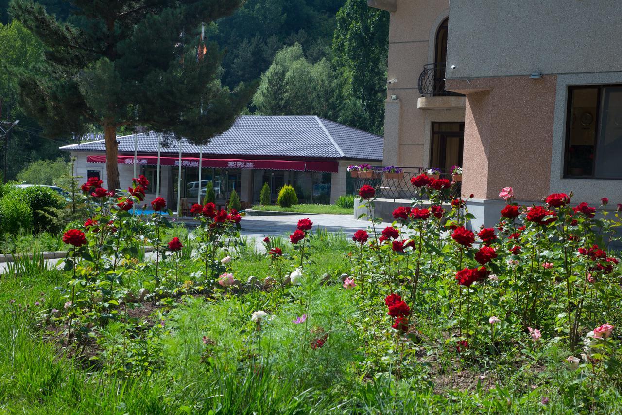 Jermuk Verona Resort ภายนอก รูปภาพ